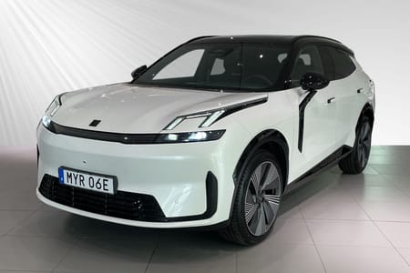 Lynk & Co 08 PHEV More