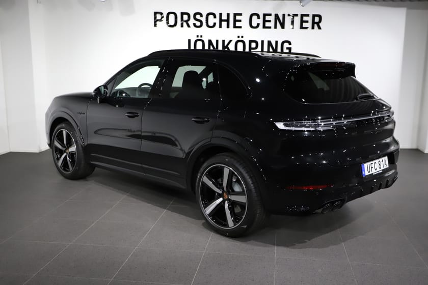 Bild 3 av Porsche Cayenne E-Hybrid 470 hk