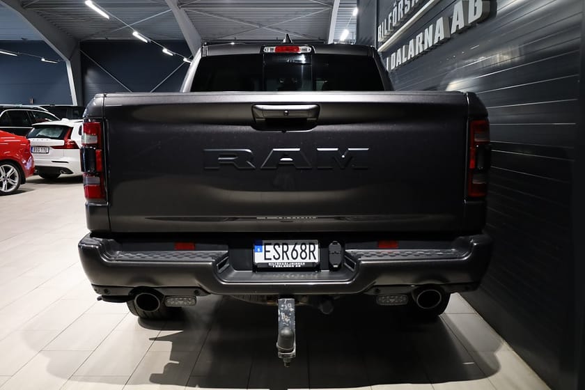 Bild 5 av RAM 1500 Dubbelhytt 5'7" box