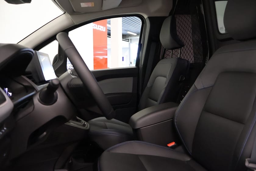 Bild 2 av Nissan Townstar EV 2.2t VAN ELECTRIC 45KWH N-CONNECTA L1 LOADING DSD