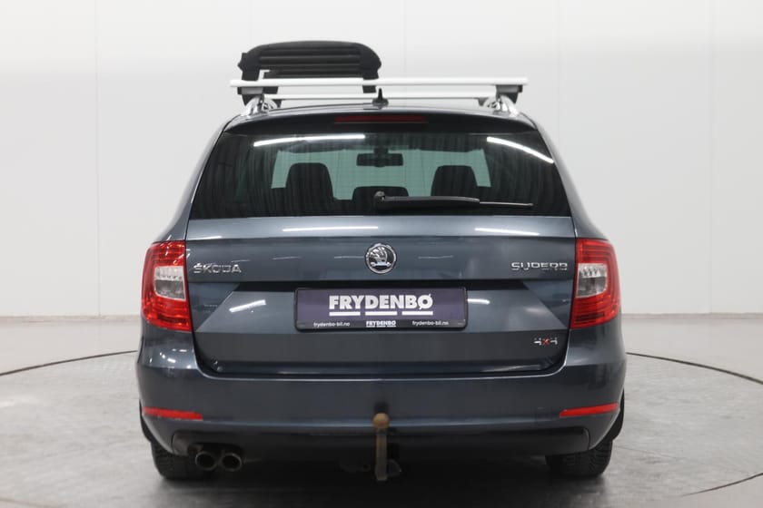 Bilde 3 av Škoda Superb Stasjonsvogn 2,0 TDI 170hk 4x4 L&K DSG