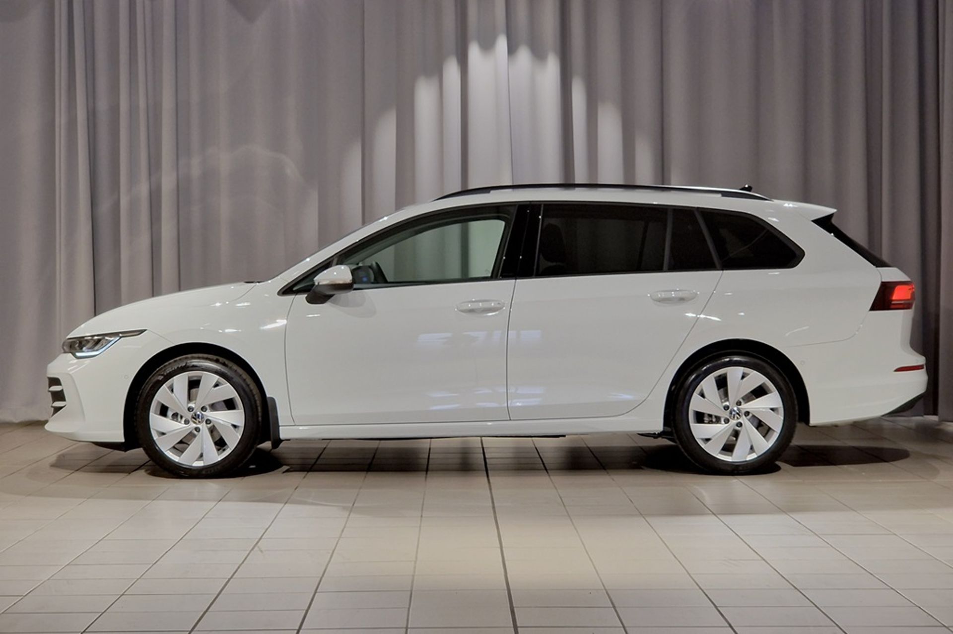 Volkswagen Golf 2026, bild 2/10