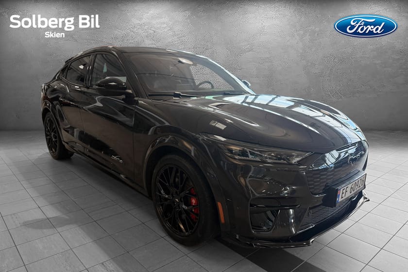 Bilde 3 av Ford Mustang Mach-E GT AWD/ PANO/ HENGER.F/ B&O/ 360.KAMERA