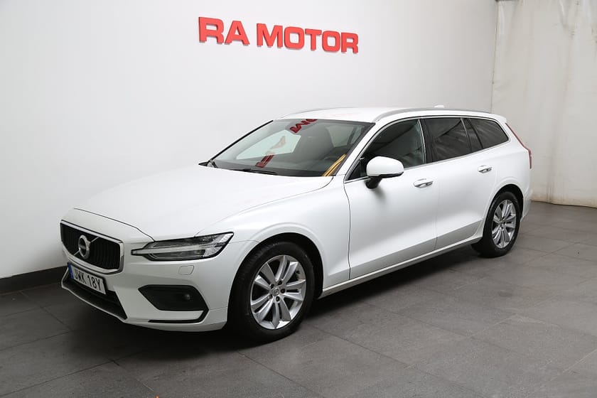 Bild 1 av Volvo V60 B4 Diesel 197hk Momentum Advanced SE Aut Drag Leasbar