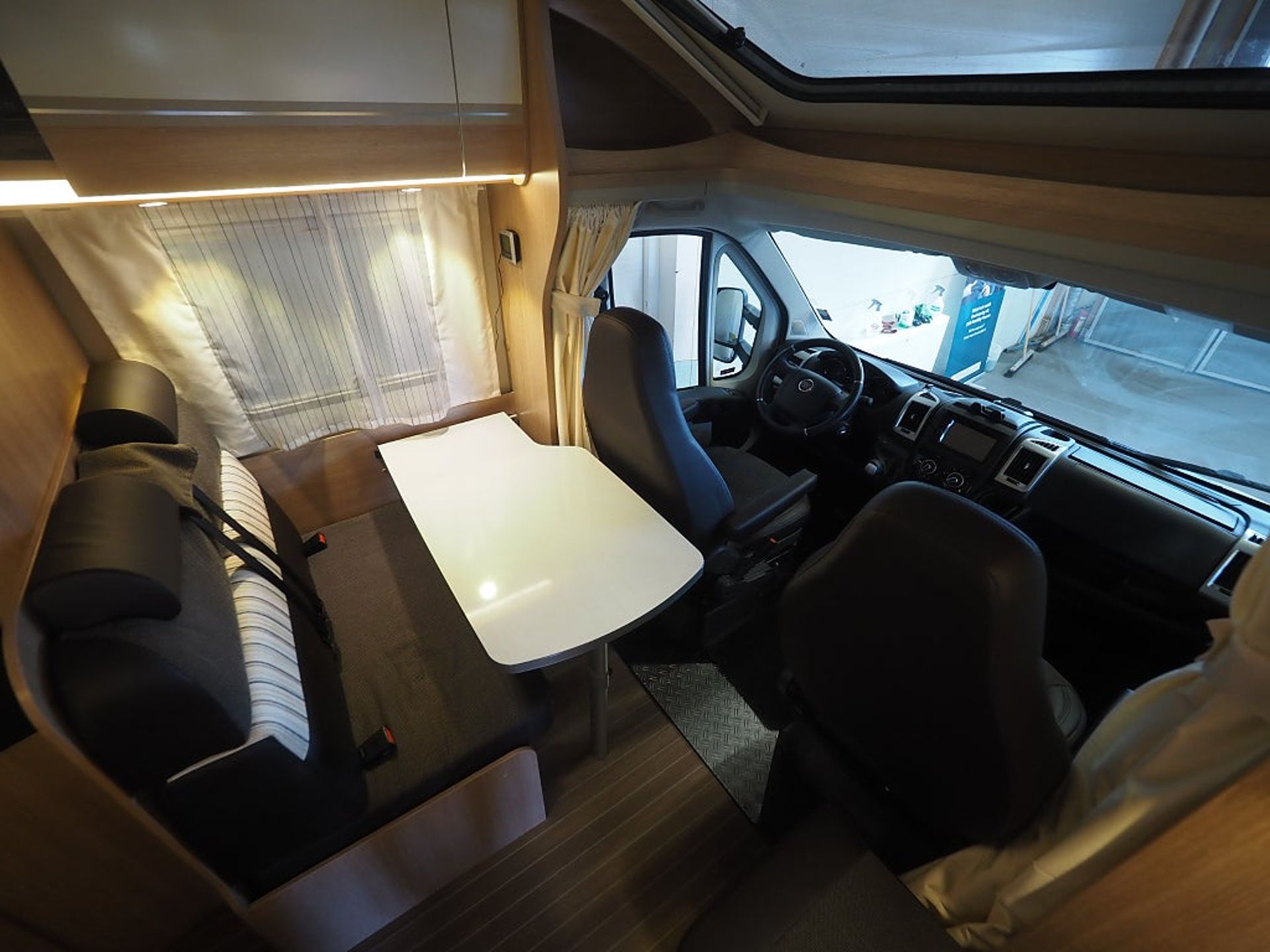 Capron Campervan Fiat 2.3 MultiJet 2016, bild 6/10