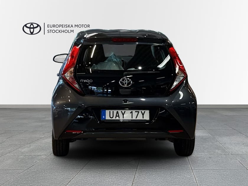 Bild 5 av Toyota Aygo 1,0 5D X-PLAY AUTOMAT - VINTERHJUL/BACKKAMERA