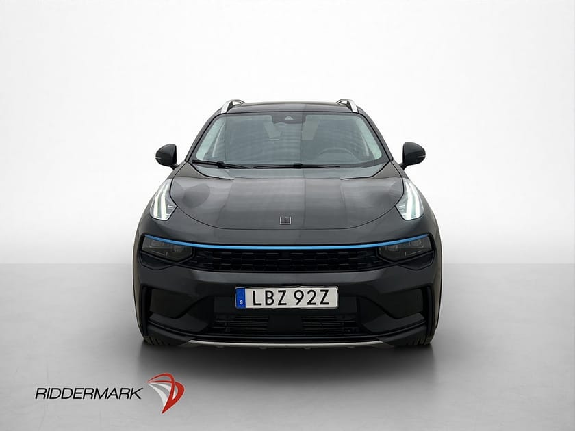 Bild 2 av Lynk & Co 01 PHEV 261hk Pano Infinity Kamera CarPlay MOMS