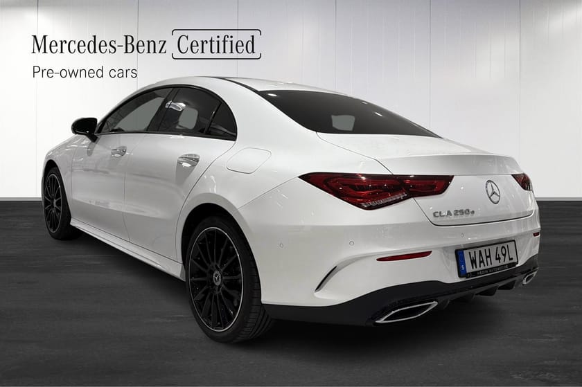 Bild 3 av Mercedes-Benz CLA 250 e 8G-DCT, AMG PAKET, PANORAMA, 19" ALU, 218hk, 2023
