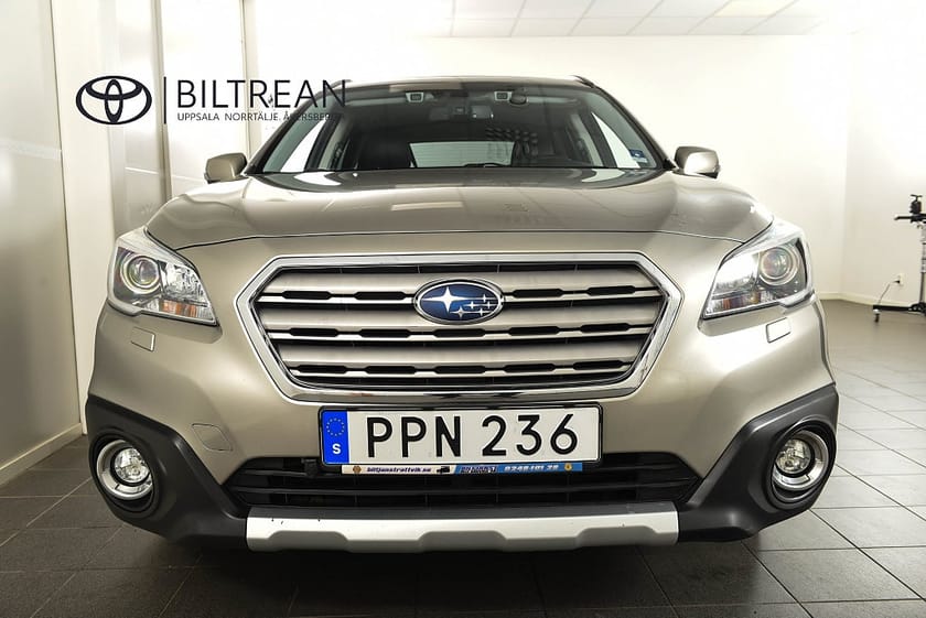 Bild 4 av Subaru Outback 2.5 4WD Drag Backkamera Navi M&K-värm