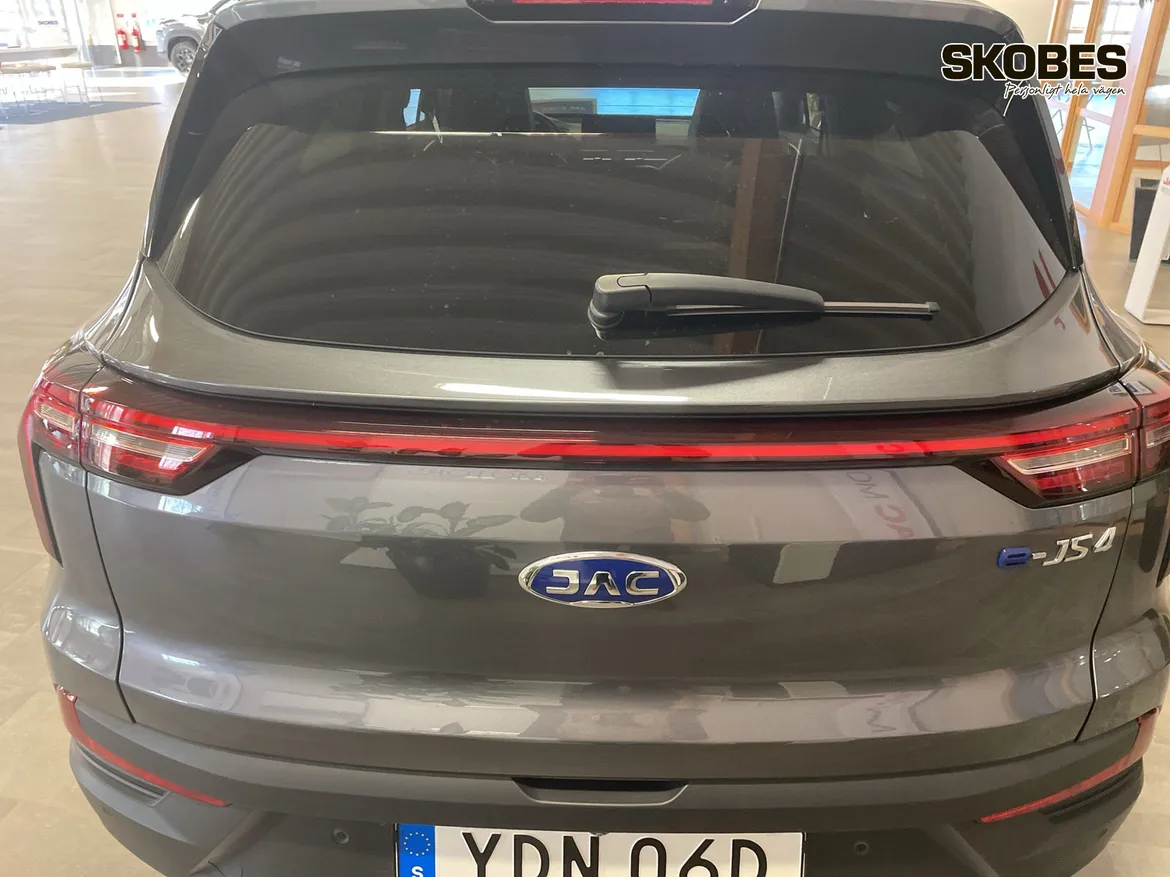 JAC e-JS4