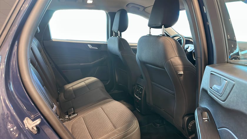 Bild 5 av Ford Kuga Plug-In Hybrid Titanium Plug in 225hk PL 4395 KR/MÅN