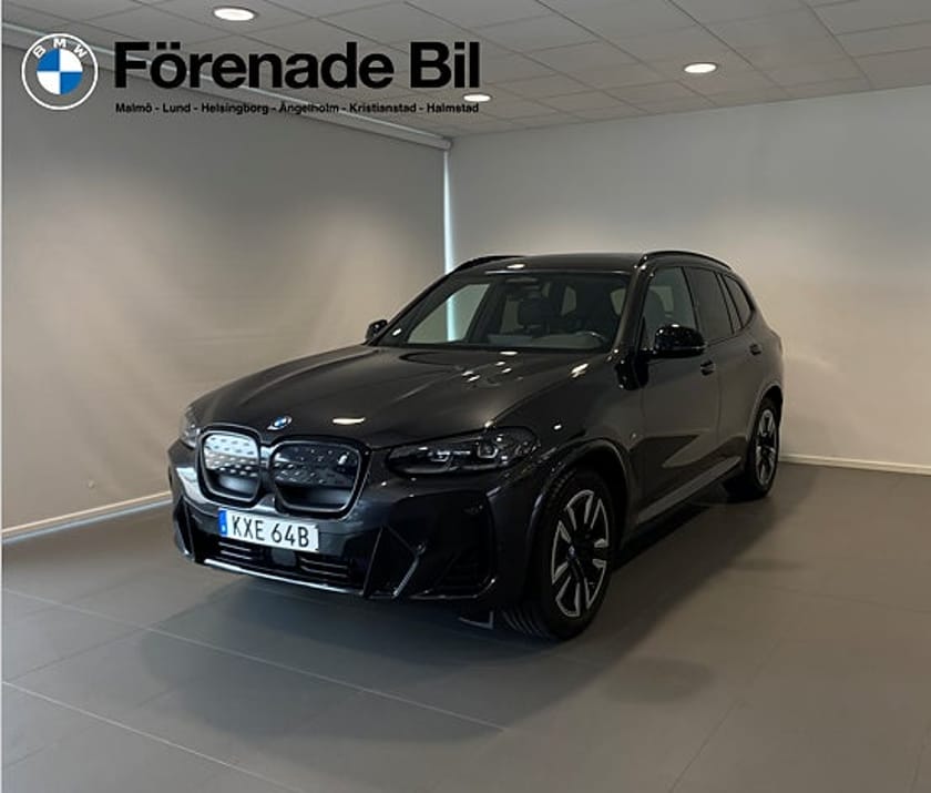 Bild 1 av BMW iX3 M-Sportpaket Assisted Driving