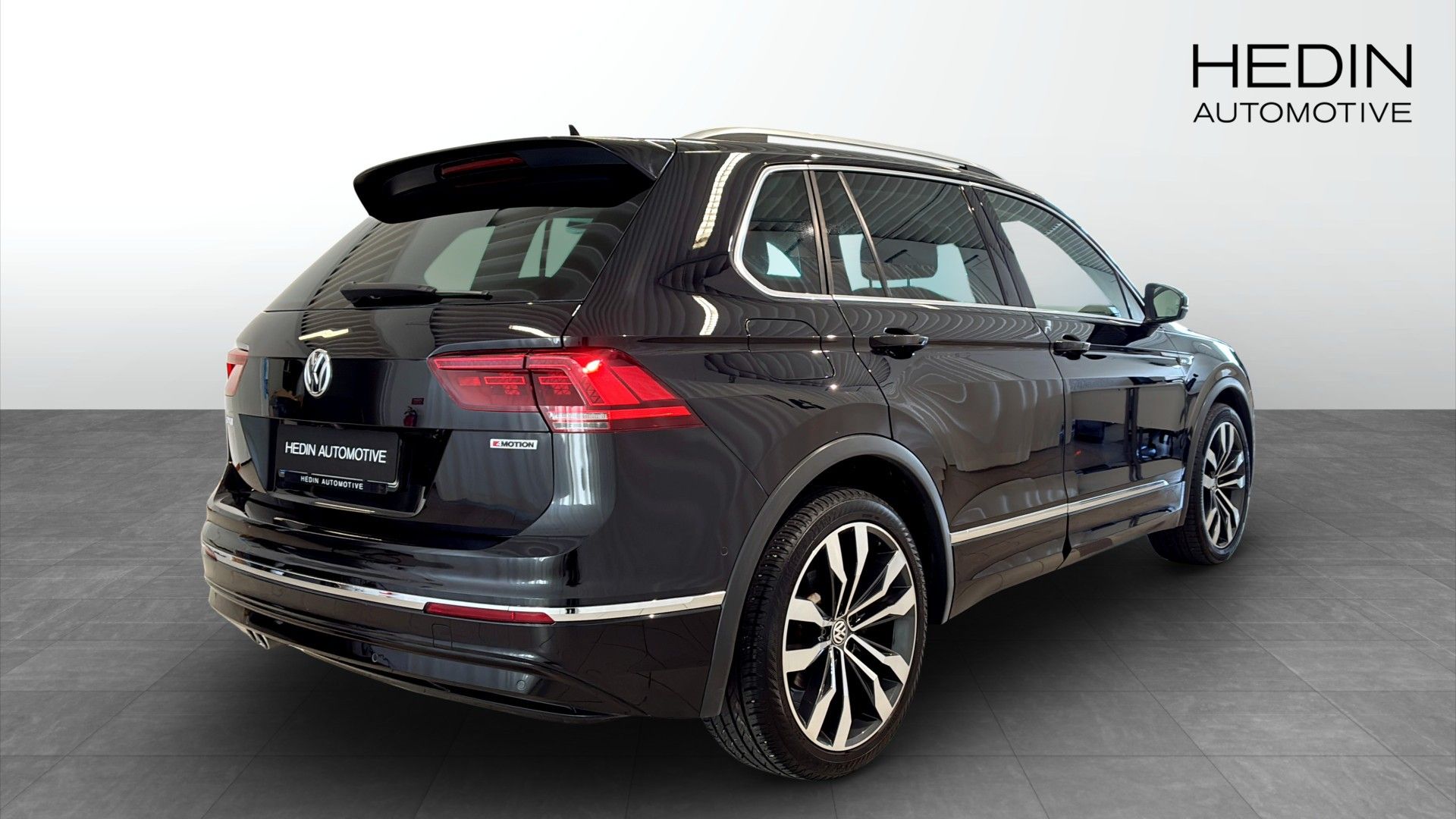 Volkswagen Tiguan 2020, bild 2/10