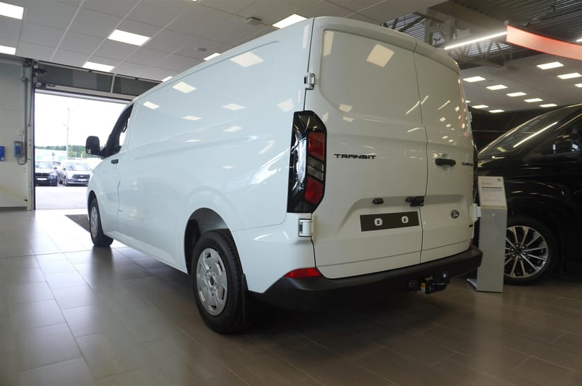 Bild 4 av Ford Transit Custom 320 Skåp Trend 320l 2.0l Ecoblue 170hk 8-Växlad Automat AWD Diesel