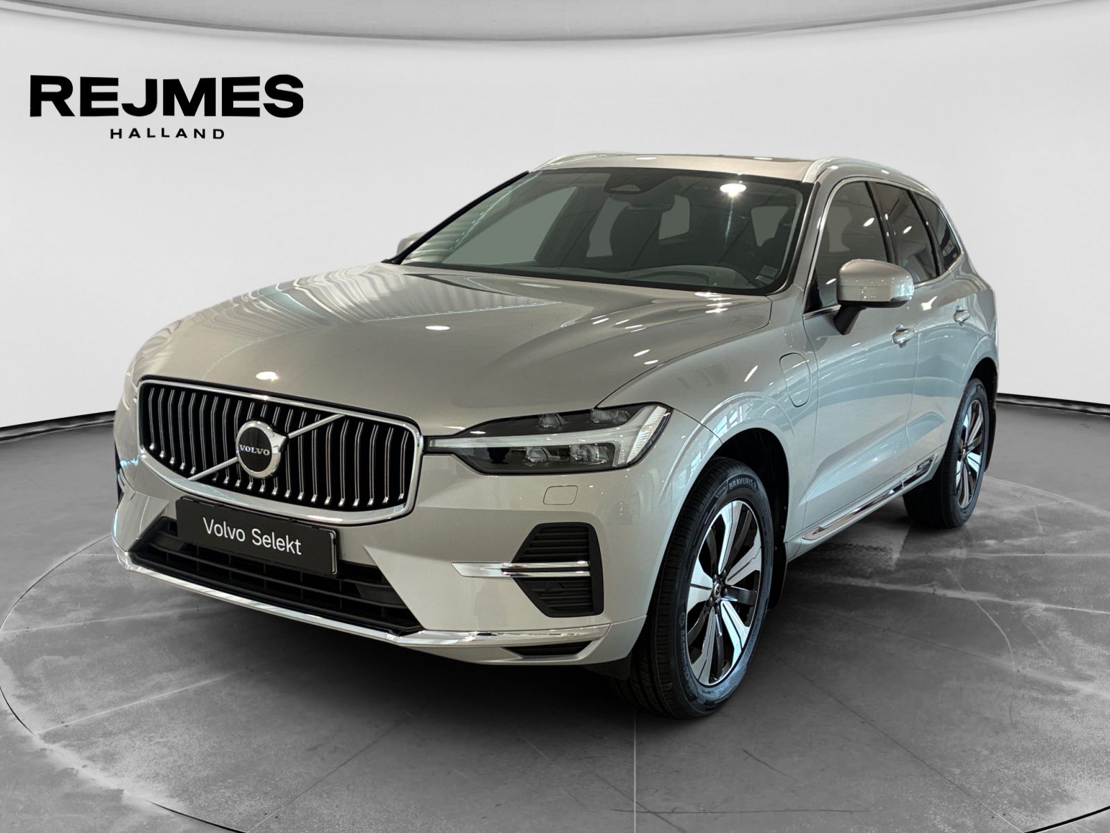 Volvo XC60 350 л.с.