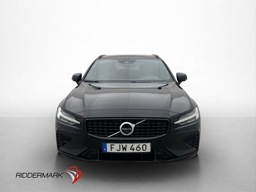 Bild 2 av Volvo V60 Recharge T8 AWD R-Design VOC Pano H/K HuD 360°