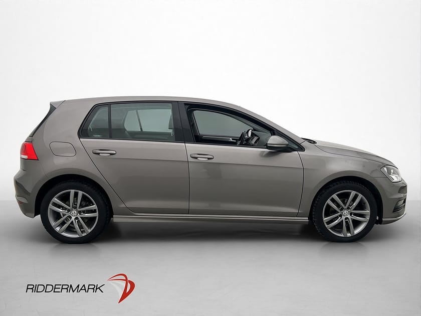 Bild 4 av Volkswagen Golf 1.2 TSI Automat 105hk R-line Adaptiv farth