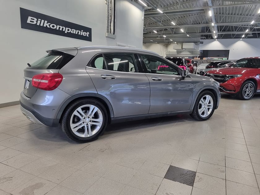 Bild 3 av Mercedes-Benz GLA 200 d