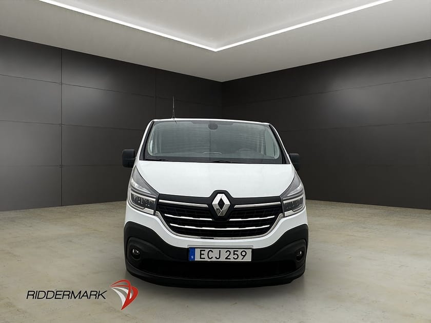 Bild 5 av Renault Trafic Skåpbil L2 2.0 3-Sits Dragkrok PDC Farthållare MOMS