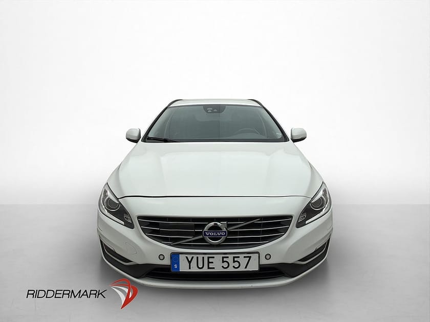 Bild 2 av Volvo V60 D5 AWD 231hk Momentum P-Värmare Dragkrok