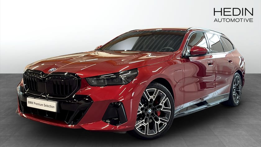 Bild 1 av BMW 530e xDrive Touring M-Sport PRO Drag Head-up
