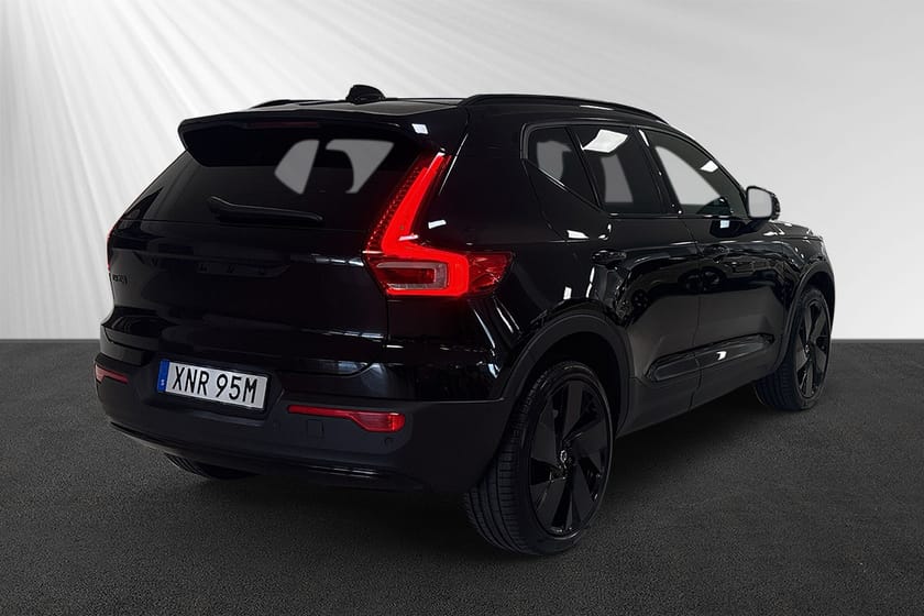 Bild 3 av Volvo EX40 Single Motor Extended Range M R Ultra Black Edt