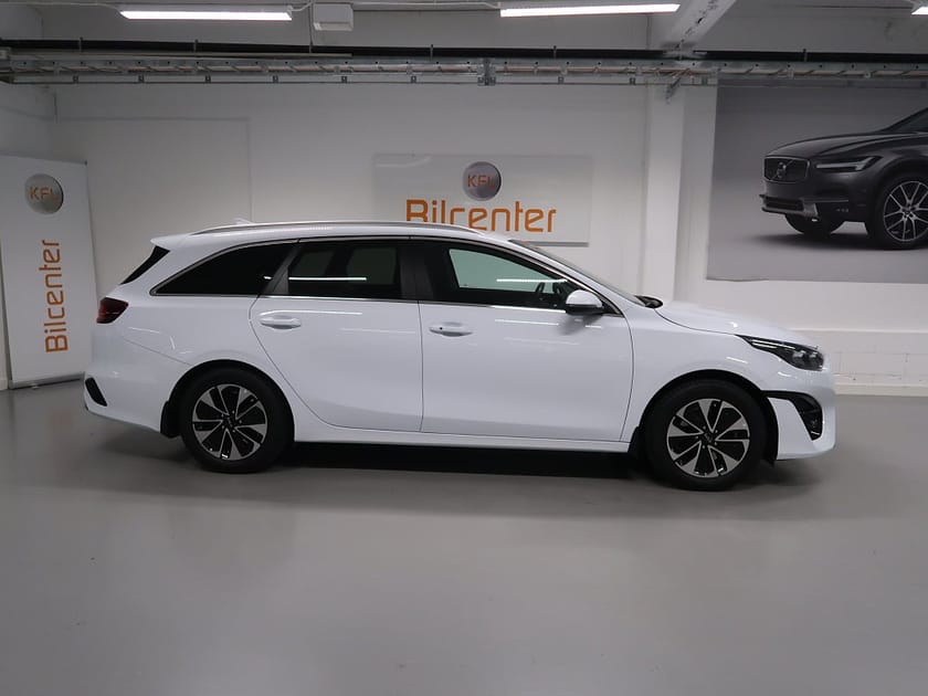Bild 5 av Kia Ceed Sportswagon Plug-in Hybrid SW Advance V-Däck ingår Drag-Kamera-Navi