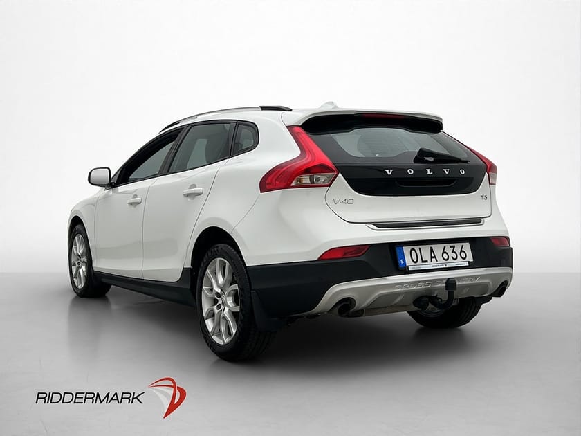 Bild 5 av Volvo V40 Cross Country T3 152hk Summum Värmare Skinn Drag