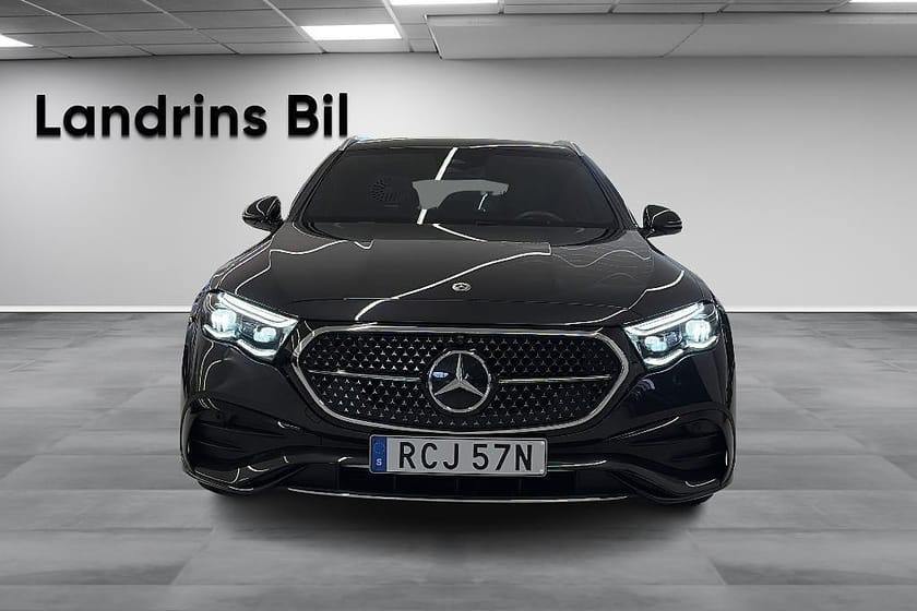 Bild 2 av Mercedes-Benz E 300 de 4MATIC T 4MATIC,Line Advanced Plus,Drag,Superscreen,MOMS
