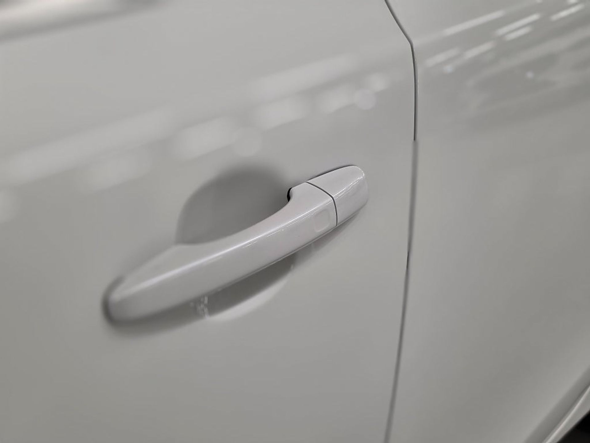Volvo V40 D4 Your R-Design 2016, photo 5/10