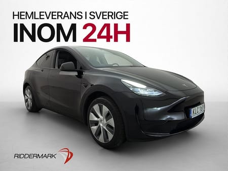 Tesla Model Y Standard Range RWD Värmepump Dragkrok Autopilot