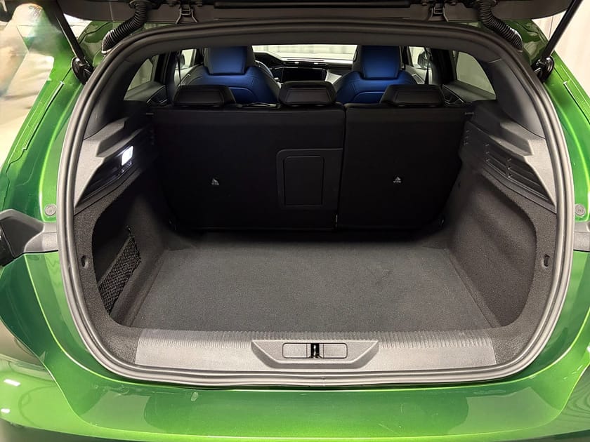 Bild 5 av Peugeot 308 5D GT PureTech 130 AUT Inkl. Vinterhjul