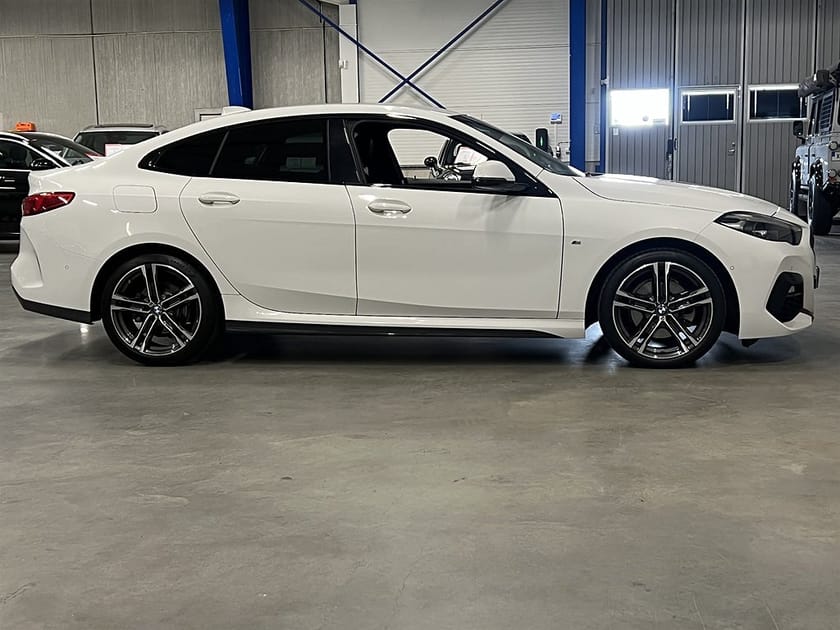Bild 3 av BMW 218i Gran Coupé 218 DCT 136 HK / M Sport / Shadowline / Backkamera /