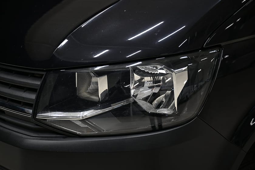 Bild 5 av Volkswagen Transporter DSG 150HK L2 Drag|Värmare|PDC|EnÄgare|Uppvärmt-Skåp