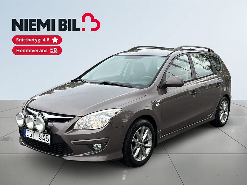 Bild 1 av Hyundai i30cw CRDi Select Drag/SoV-Däck/Värmare/Psens