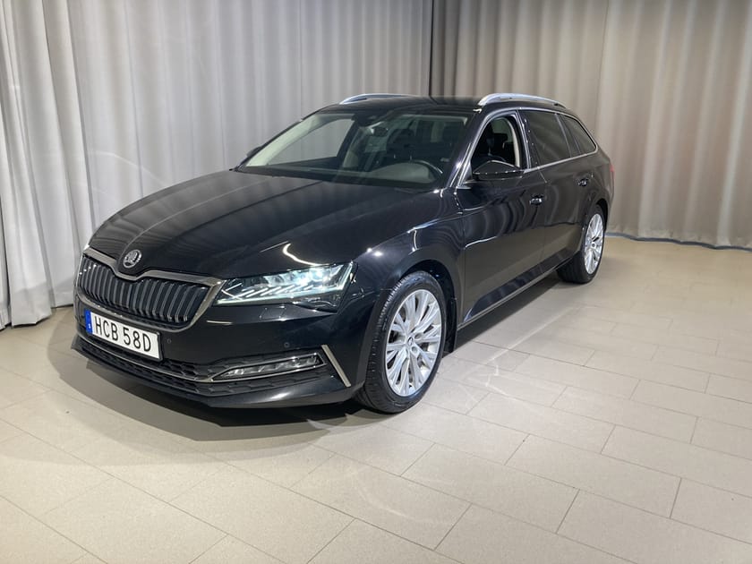 Bild 1 av Škoda Superb iV Kombi STYLE 1,4 TSI 218 HK 6 VXL D