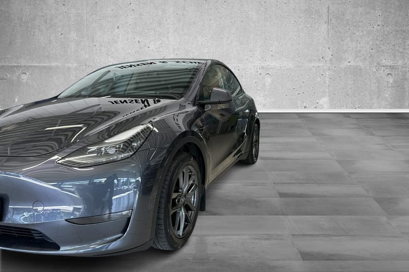 Bilde 5 av Tesla Model Y Long Range AWD AWD. El-507km, Navi, Ryggekamera, DAB,