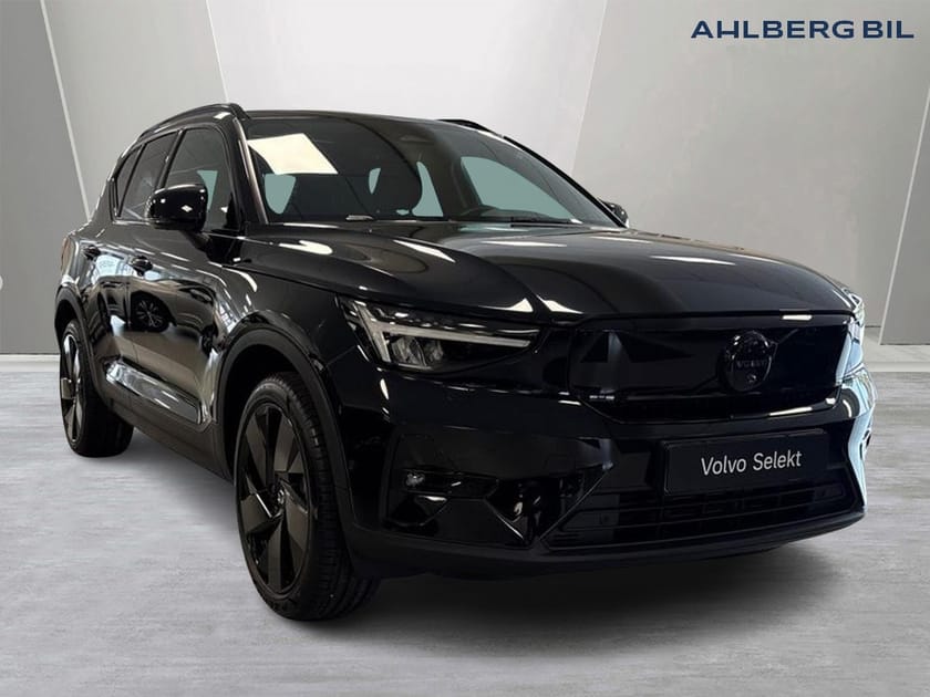 Bild 1 av Volvo EX40 Twin Motor Performance UltraBlackSE🟤Dragkrok halvautomatisk, 360 Kamera,  Google Maps, Apple Carplay