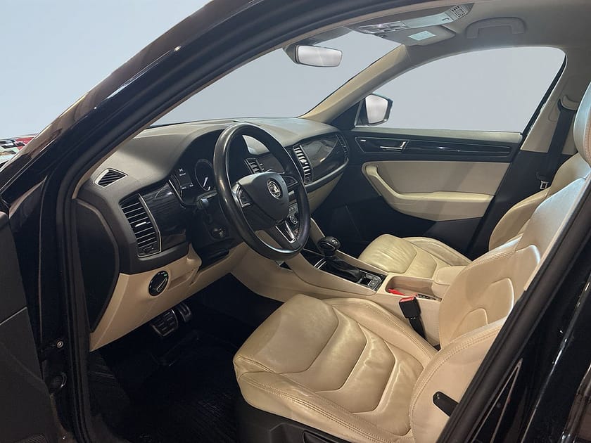 Bild 5 av Škoda Kodiaq Skoda 2.0 TDI 4x4 Drag Navi S&V CANTON Mvärm Rattvärme Kamera