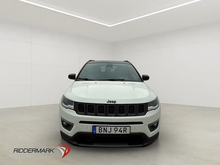 Bild 2 av Jeep Compass 4xe 240hk Alpine Kamera Skinn Navi Ventilation