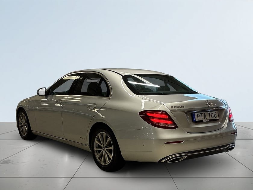 Bild 5 av Mercedes-Benz E 220 d 4MATIC Avantgarde dragkrok 360° S&V-däck navi
