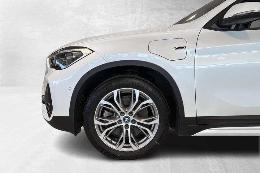 Bilde 2 av BMW X1 xDrive25e Sportline Panorama krok dab ryggekamera cruise