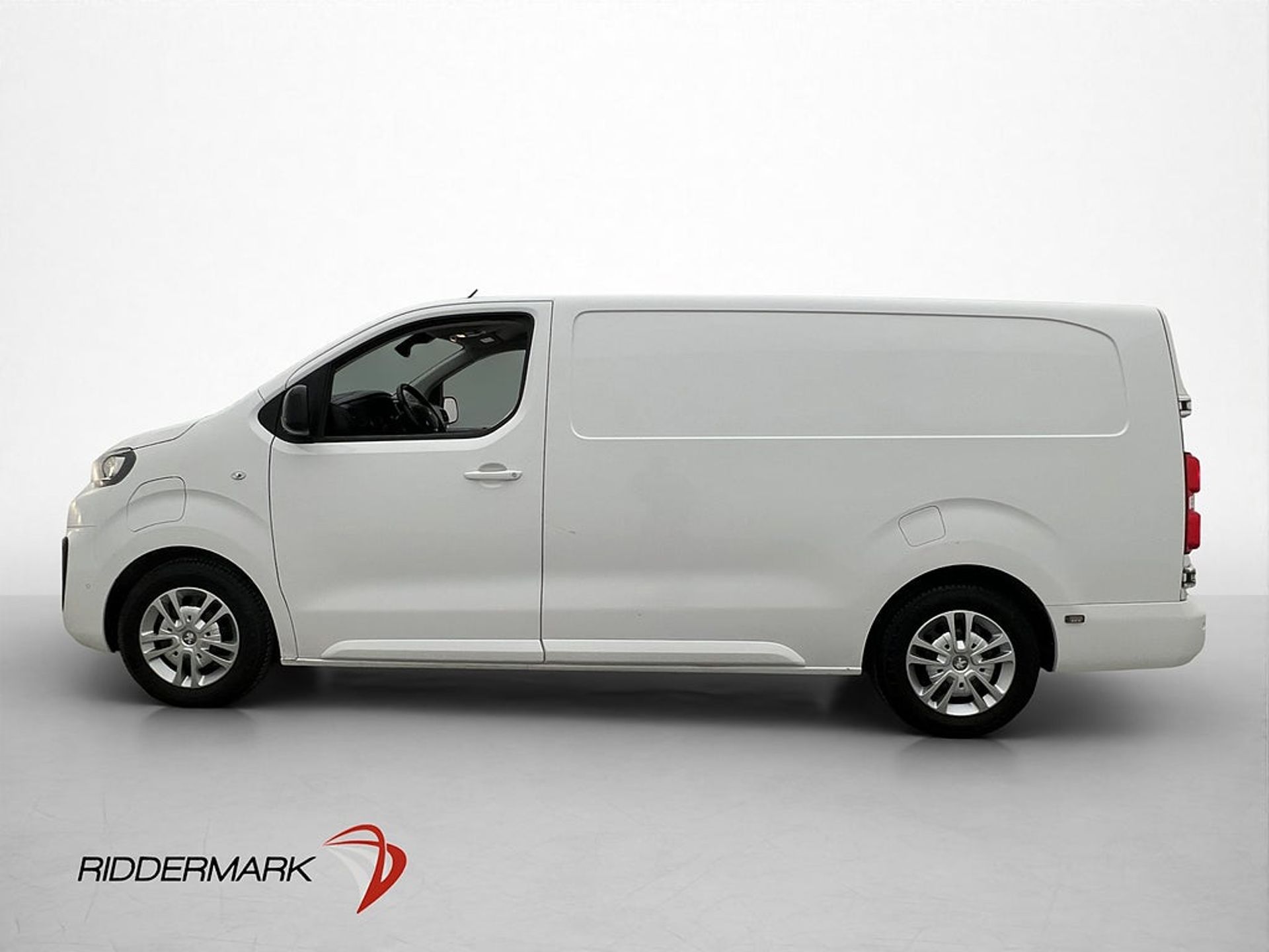 Peugeot e-Expert L3 136hk 2022, kuva 6/10