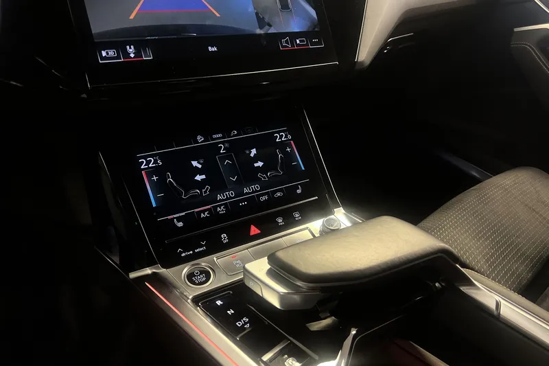Audi e-tron 55 quattro bilde 16