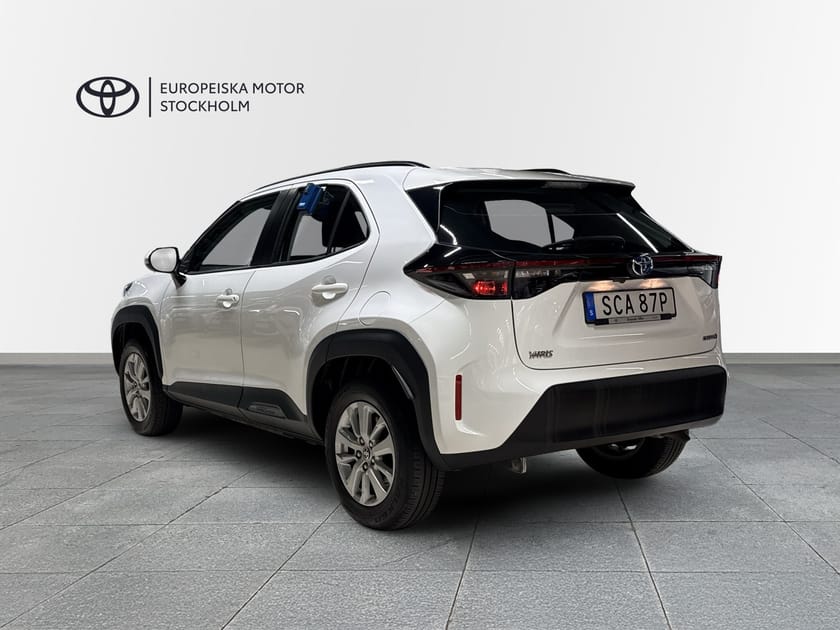 Bild 3 av Toyota Yaris Cross Hybrid 1,5 ACTIVE VINTERHJUL BACKKAMERA