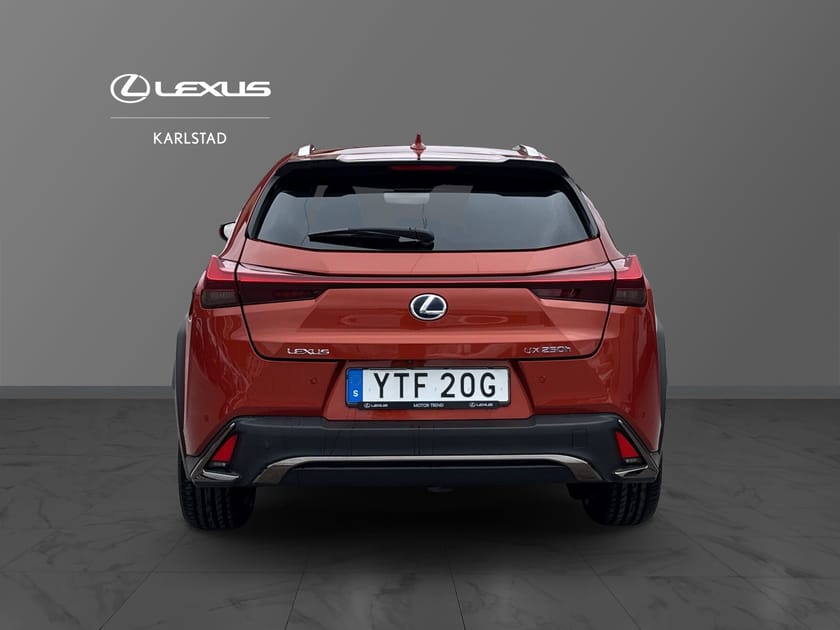 Bild 4 av Lexus UX 250h E-Four F SPORT AWD NAVIGATION