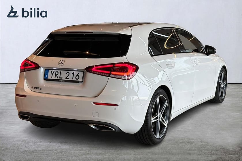Bild 4 av Mercedes-Benz A 180 d Aut Widescreen | Pano | Backkamera | Night pkt