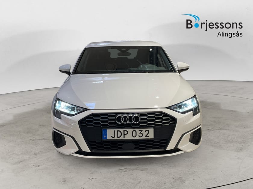 Bild 5 av Audi A3 Sportback 30 TFSI Virtual Cockpit / 2-zons