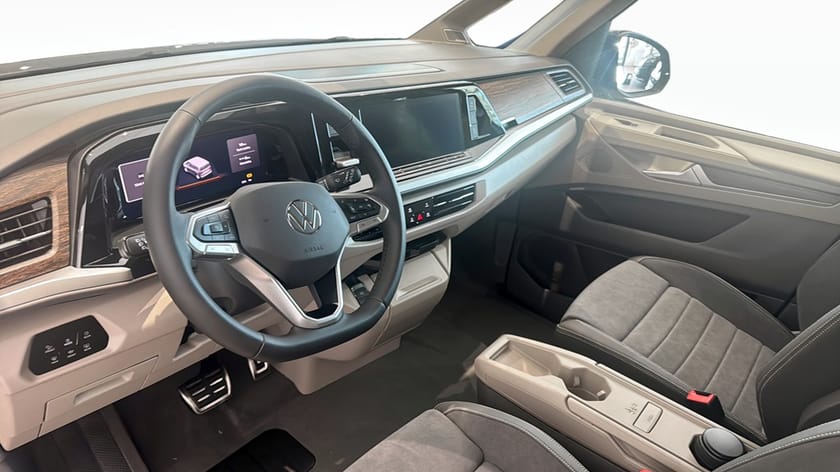 Bild 2 av Volkswagen Multivan eHybrid 4M STYLE e-Hybrid 4Motion 7Sits
