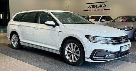 Volkswagen Passat Sportscombi GTE SC 1.4 TSI 218hk/PHEV/Drag/B-kamera/Värmare/CarPlay